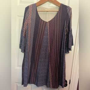 🔥BOGO🔥 Large Easel Bell Sleeve Tunic